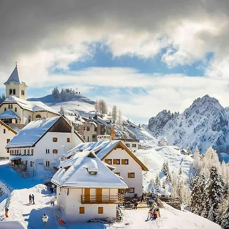 Luxury On The Mountains Wi-fi - Parking Lägenhet Tarvisio